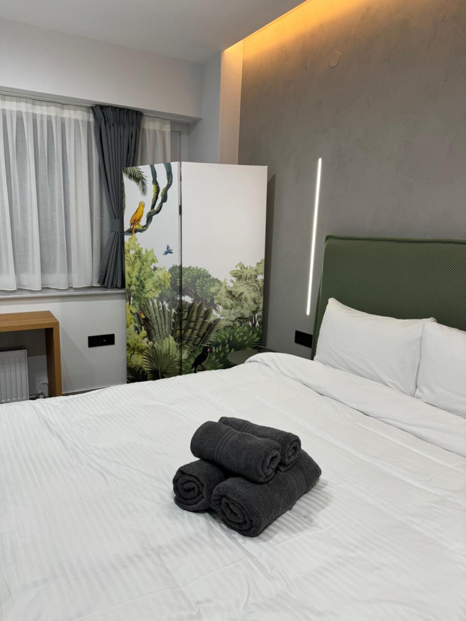 Greenkaravan Suite Salonicco Esterno foto